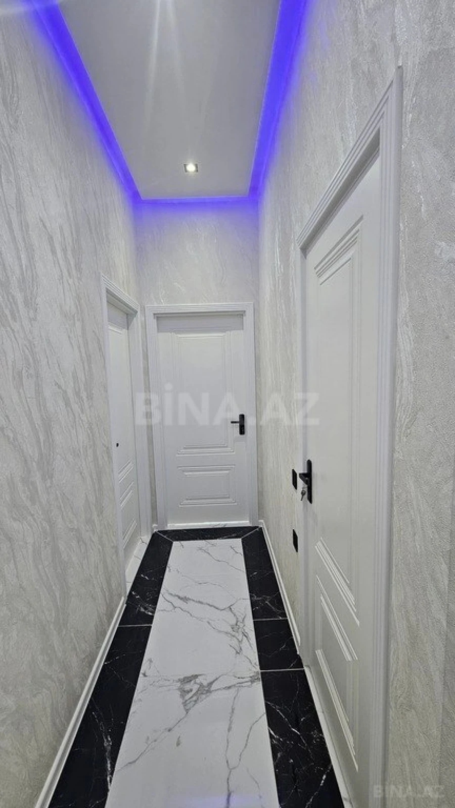 Satılır 2 otaqlı mənzil 75 m²