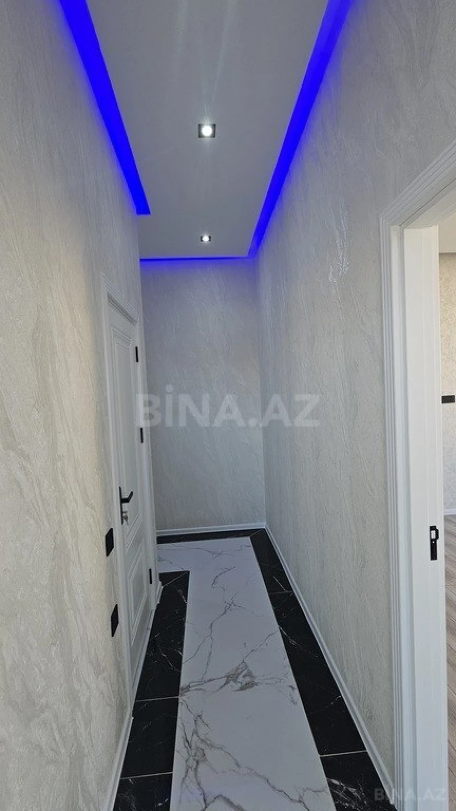 Satılır 2 otaqlı mənzil 75 m²
