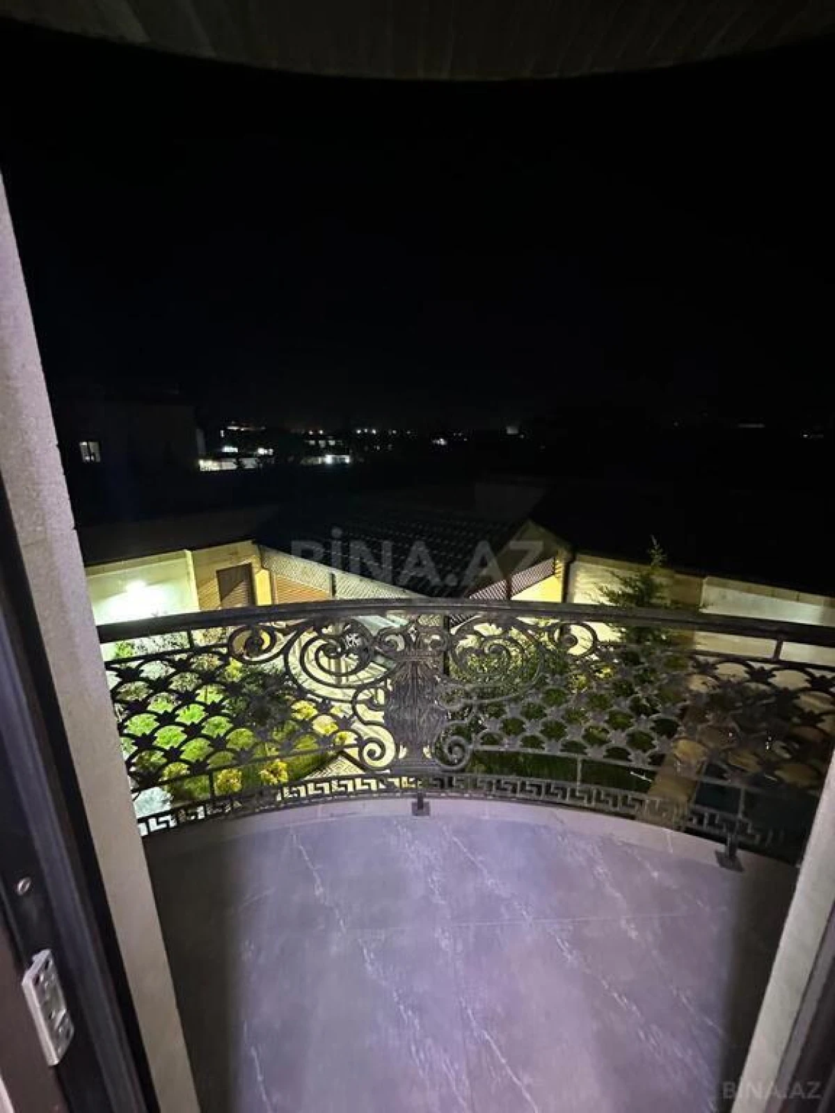 Kirayə verilir 4 otaqlı həyət evi 360 m²