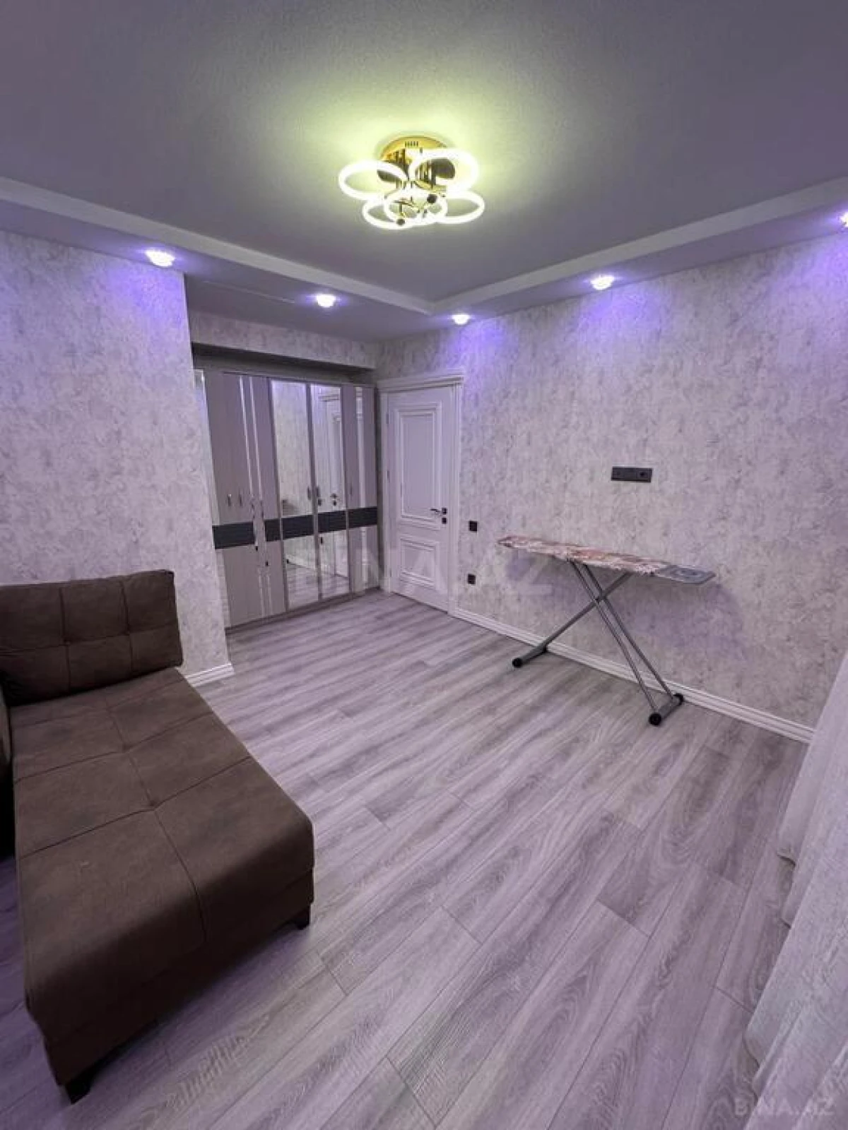 Kirayə verilir 4 otaqlı həyət evi 360 m²