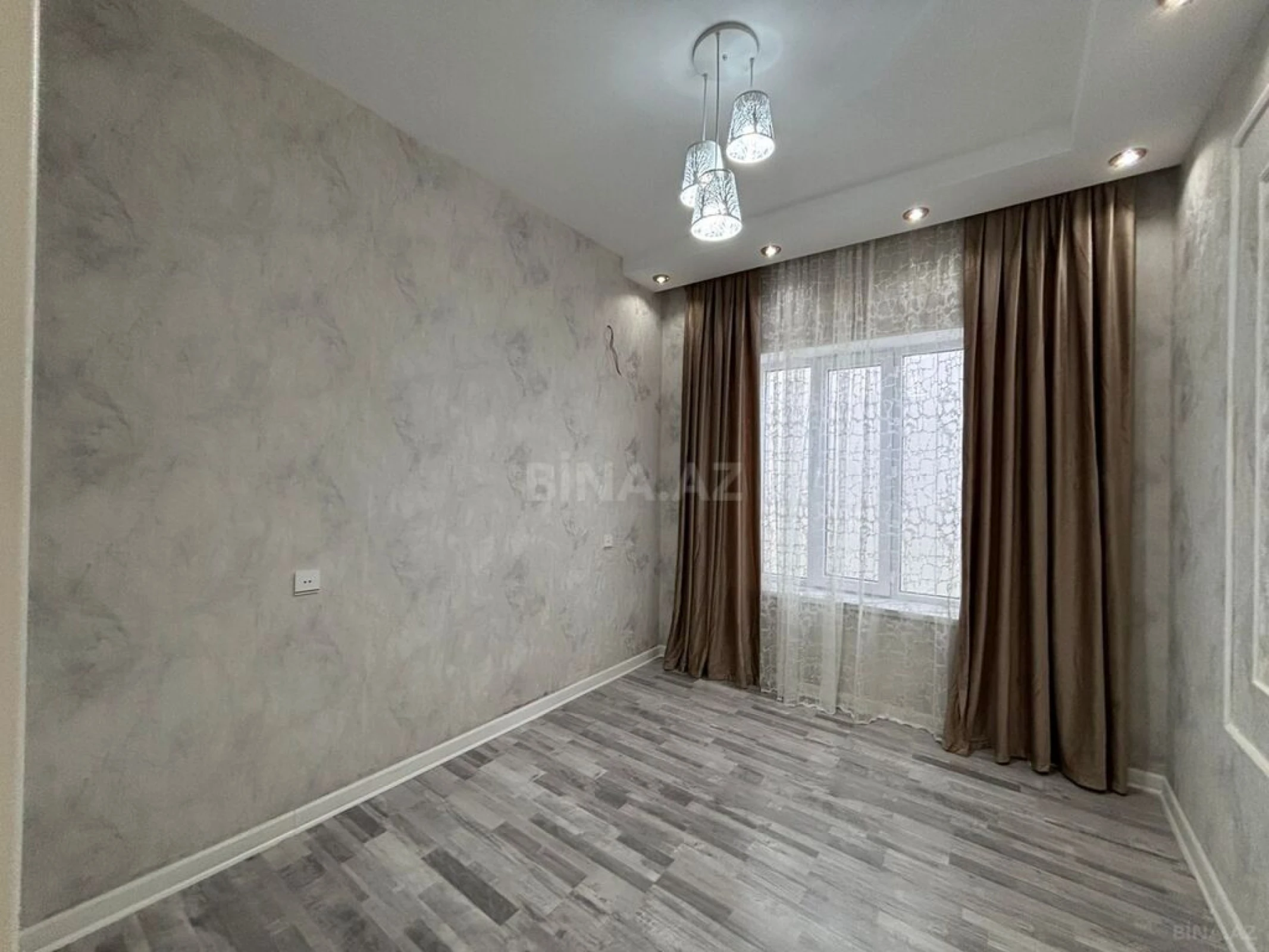 Satılır 4 otaqlı həyət evi 150 m²