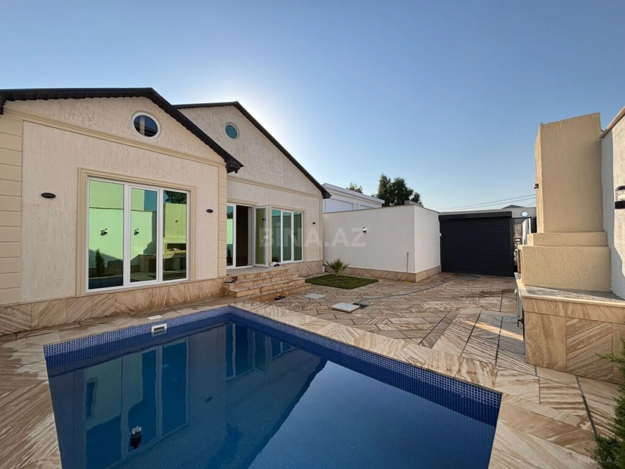 Satılır 4 otaqlı həyət evi 150 m²