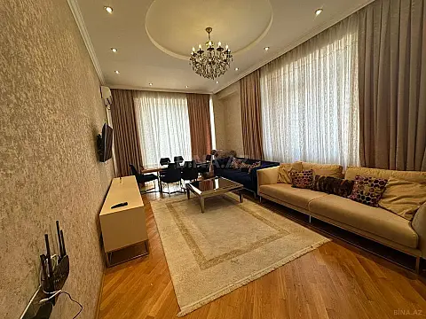 Kirayə verilir 2 otaqlı mənzil 110 m²