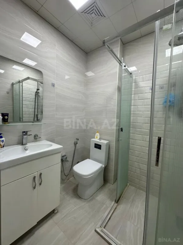 Kirayə verilir 2 otaqlı mənzil 110 m²