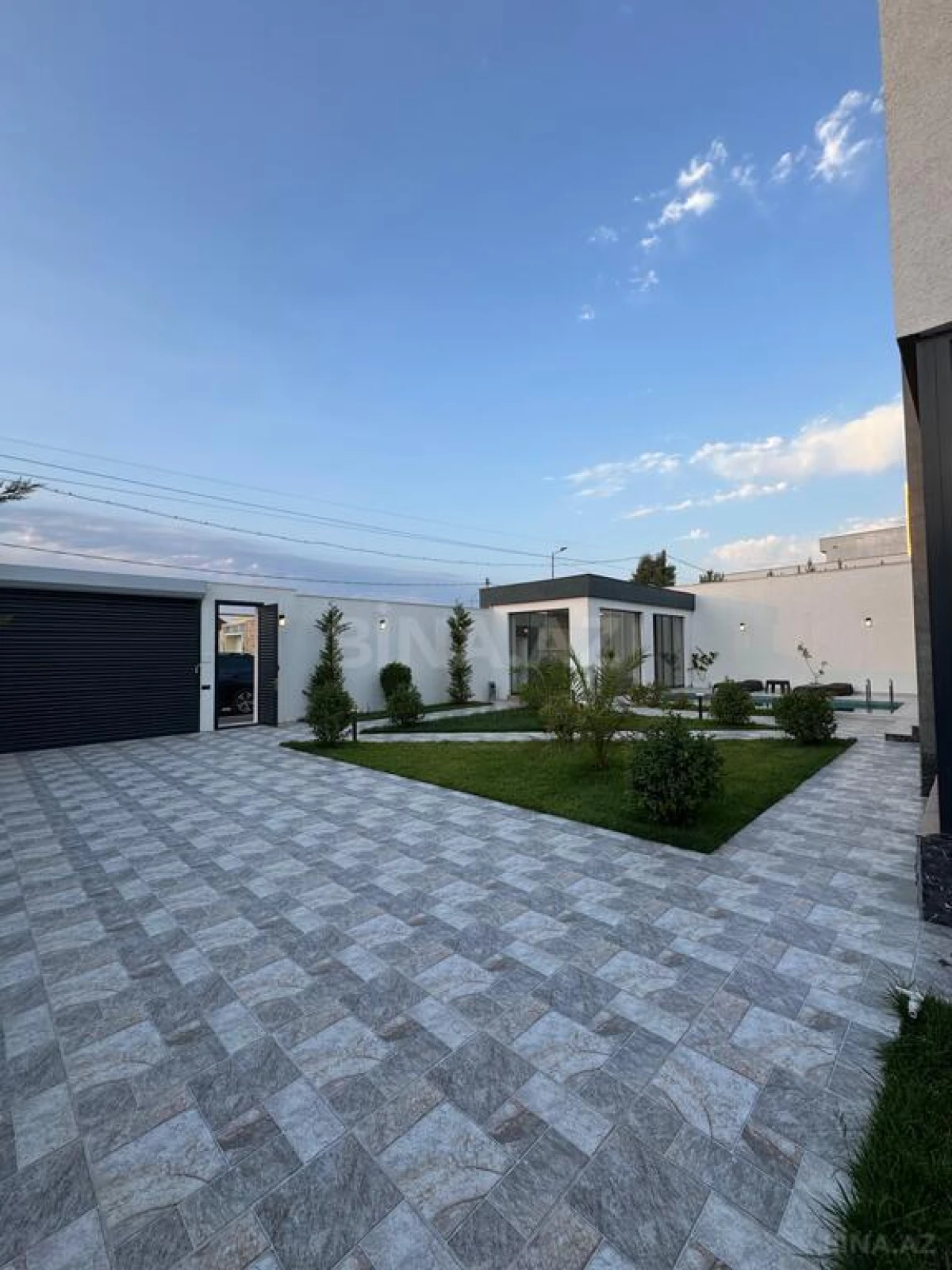 Satılır 4 otaqlı həyət evi 160 m²