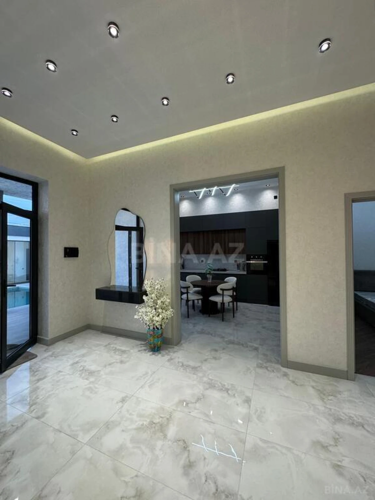 Satılır 4 otaqlı həyət evi 160 m²