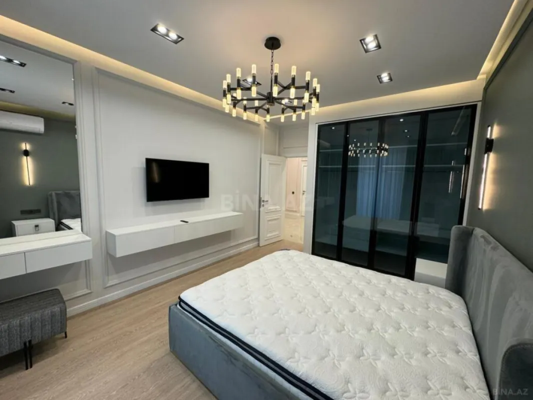 Kirayə verilir 3 otaqlı mənzil 147 m²