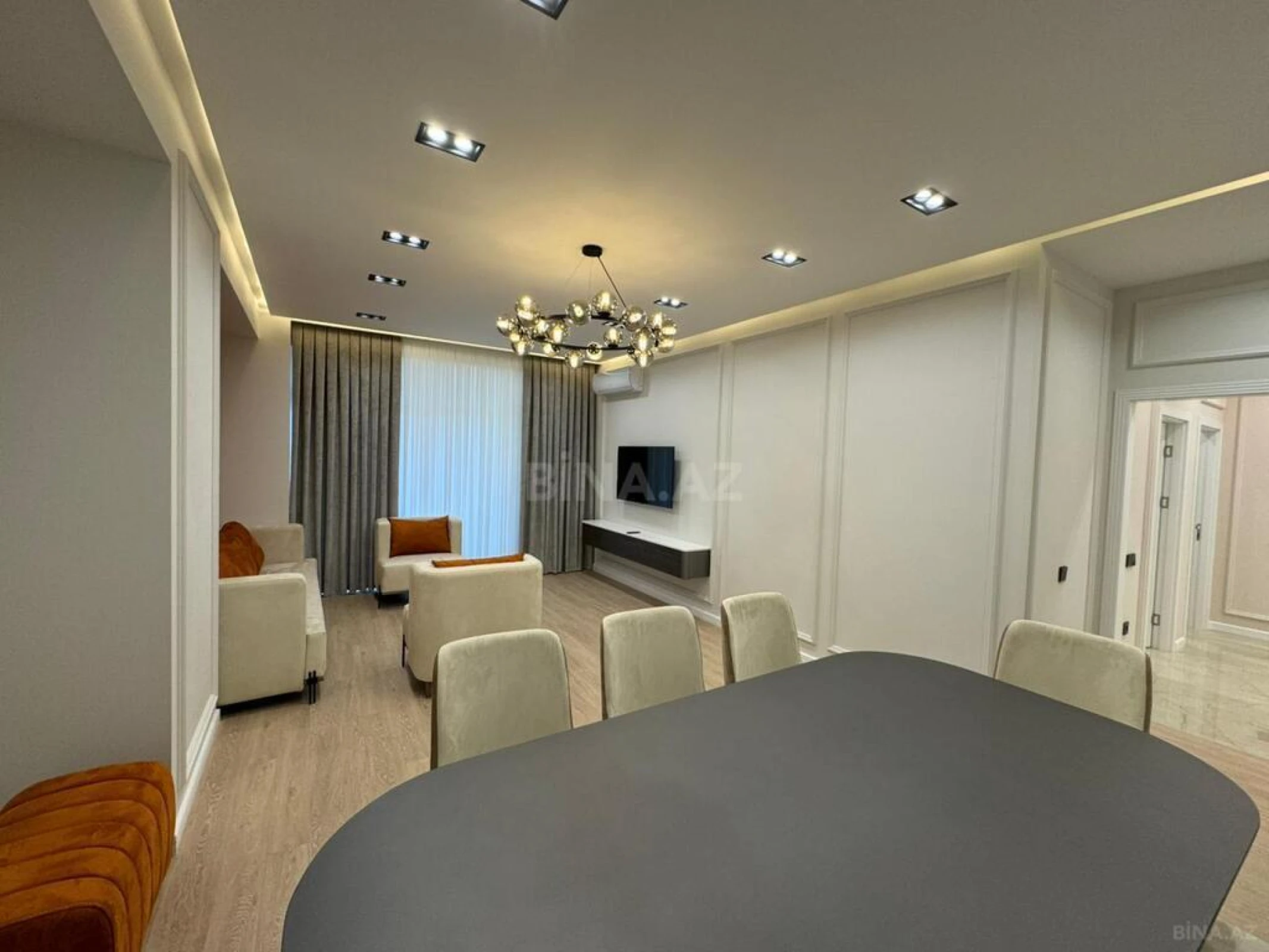 Kirayə verilir 3 otaqlı mənzil 147 m²