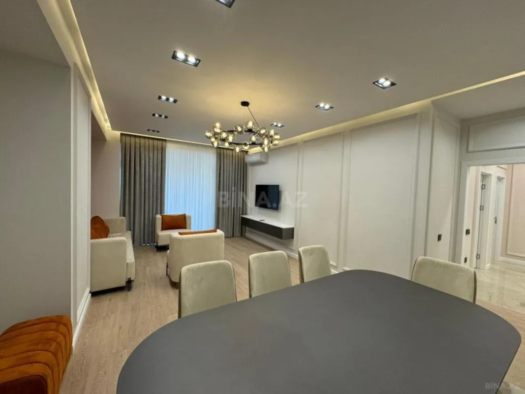 Kirayə verilir 3 otaqlı mənzil 147 m²