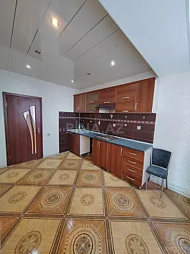 Satılır 2 otaqlı mənzil 80 m²