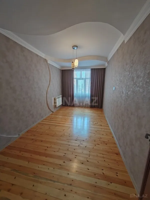 Satılır 2 otaqlı mənzil 80 m²