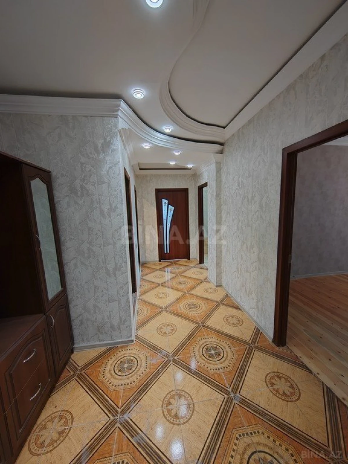 Satılır 2 otaqlı mənzil 80 m²