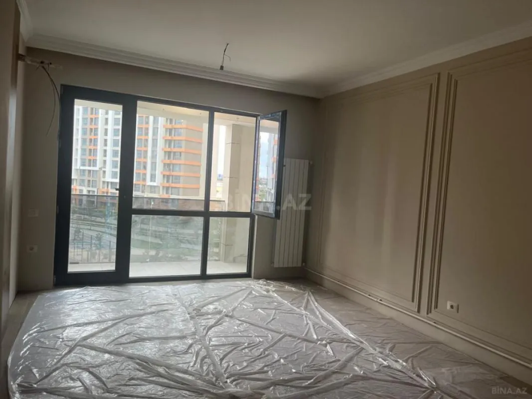Satılır 2 otaqlı mənzil 57 m²