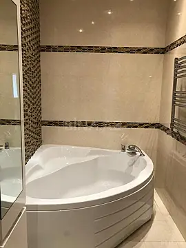 Kirayə verilir 4 otaqlı mənzil 200 m²