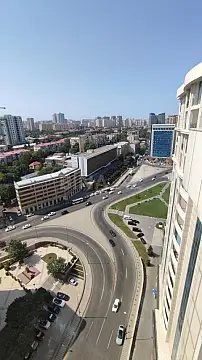 Satılır obyekt 323.6 m²