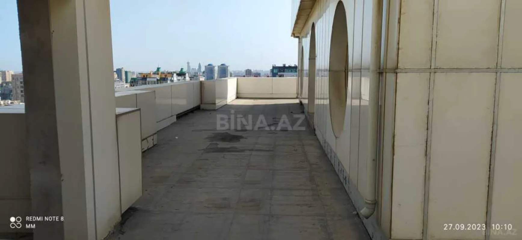 Satılır obyekt 323.6 m²