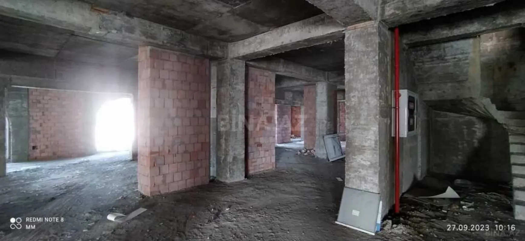 Satılır obyekt 323.6 m²