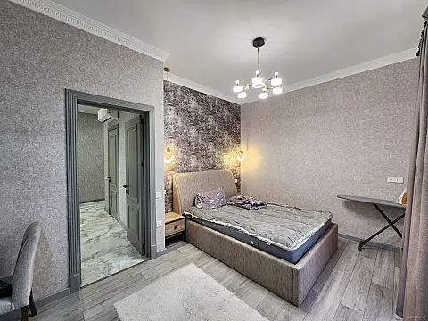 Kirayə verilir 2 otaqlı mənzil 100 m²