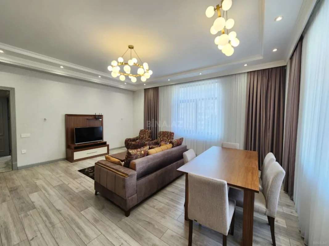 Kirayə verilir 2 otaqlı mənzil 100 m²