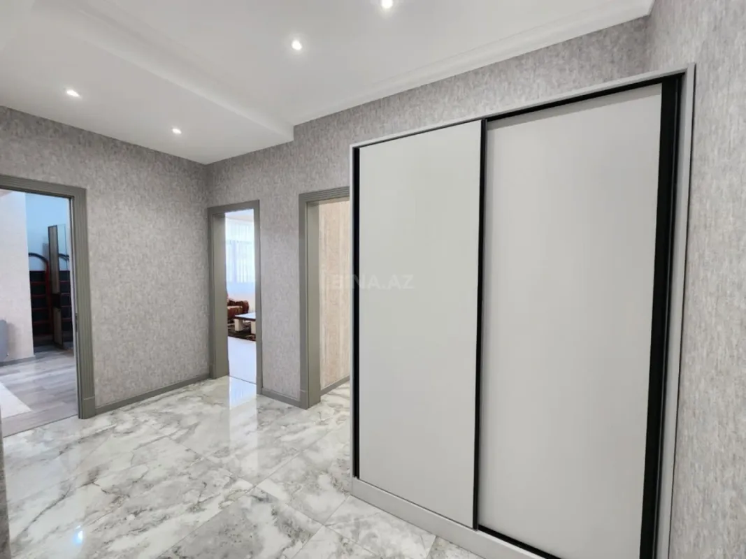 Kirayə verilir 2 otaqlı mənzil 100 m²