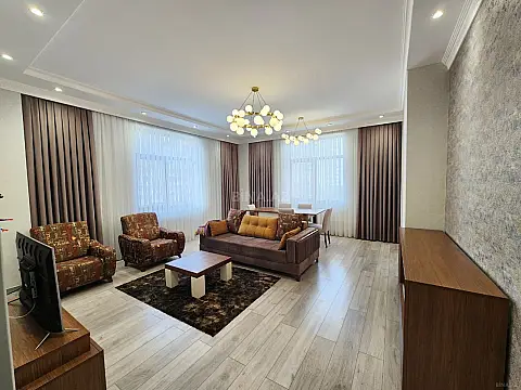 Kirayə verilir 2 otaqlı mənzil 100 m²