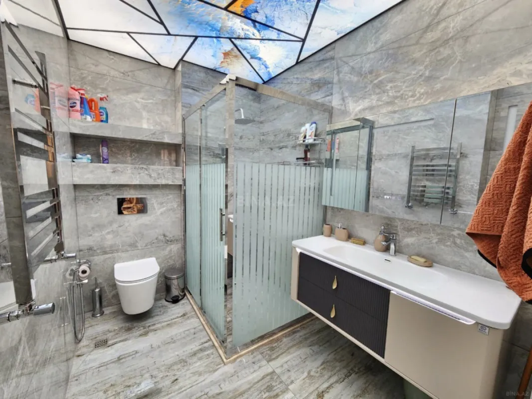 Kirayə verilir 2 otaqlı mənzil 100 m²