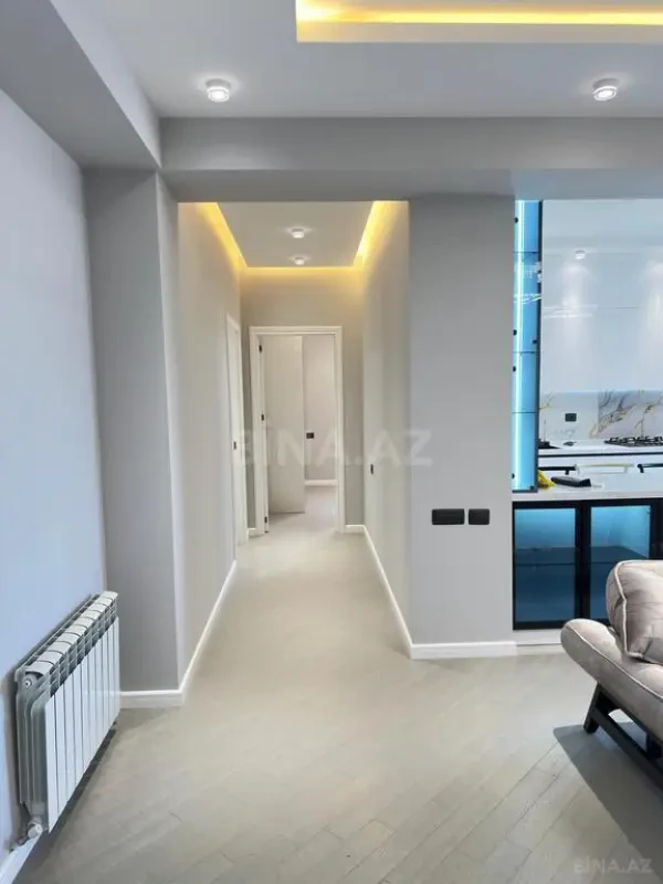 Kirayə verilir 3 otaqlı mənzil 126 m²