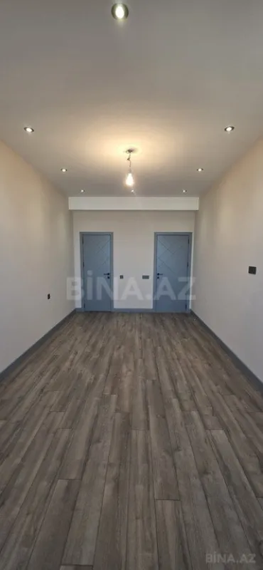 Satılır 3 otaqlı mənzil 136 m²