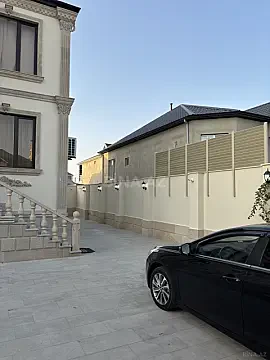 Satılır 6 otaqlı həyət evi 333 m²