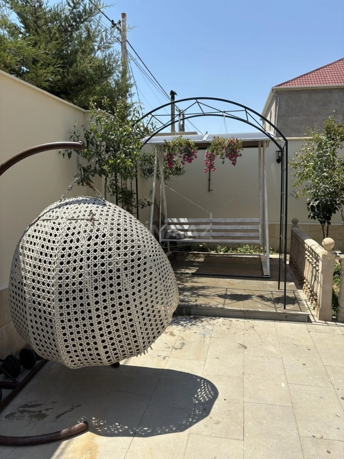 Satılır 6 otaqlı həyət evi 333 m²
