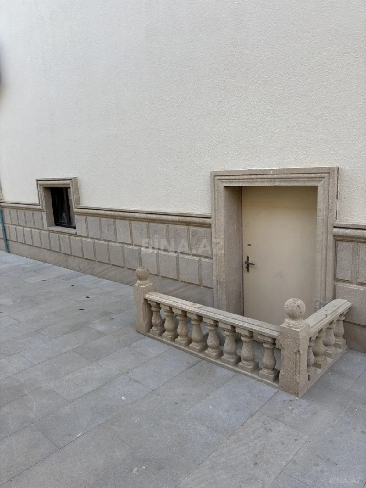 Satılır 6 otaqlı həyət evi 333 m²