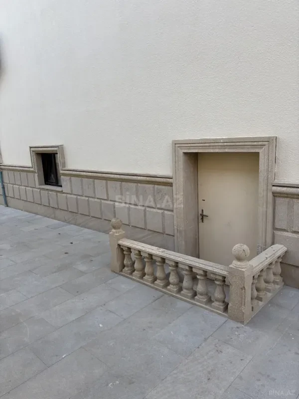 Satılır 6 otaqlı həyət evi 333 m²