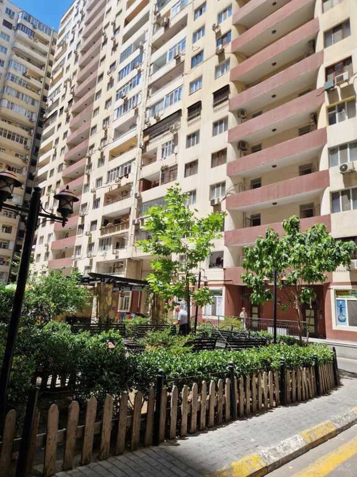 Satılır 3 otaqlı mənzil 100 m²