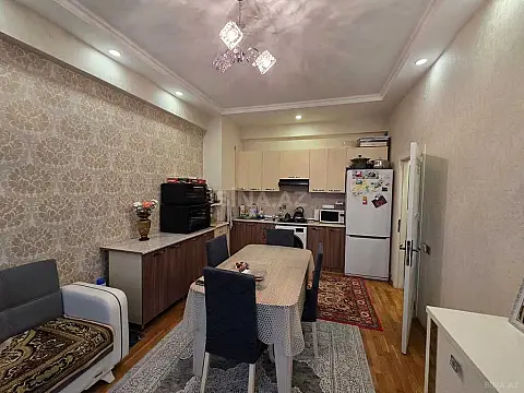 Satılır 2 otaqlı mənzil 50 m²