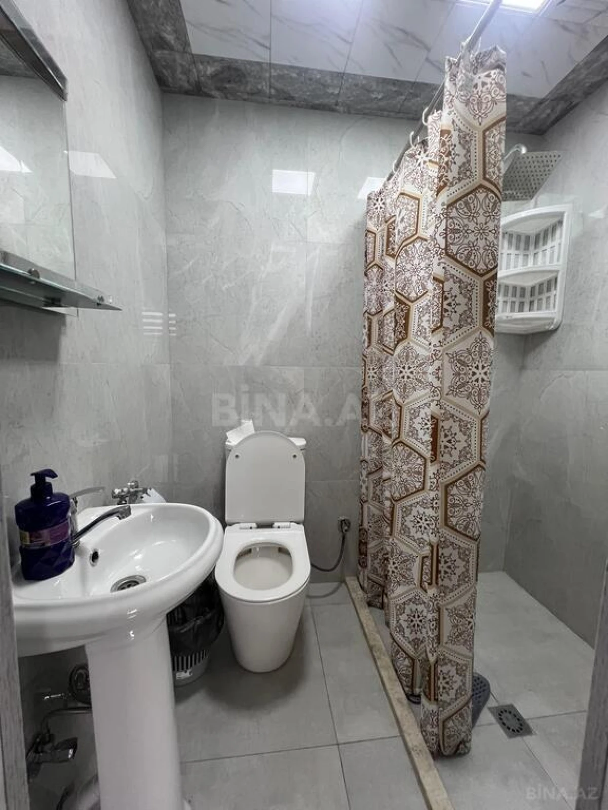 Satılır obyekt 2200 m²