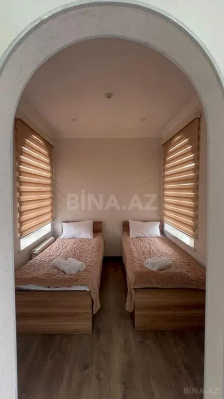 Satılır obyekt 2200 m²