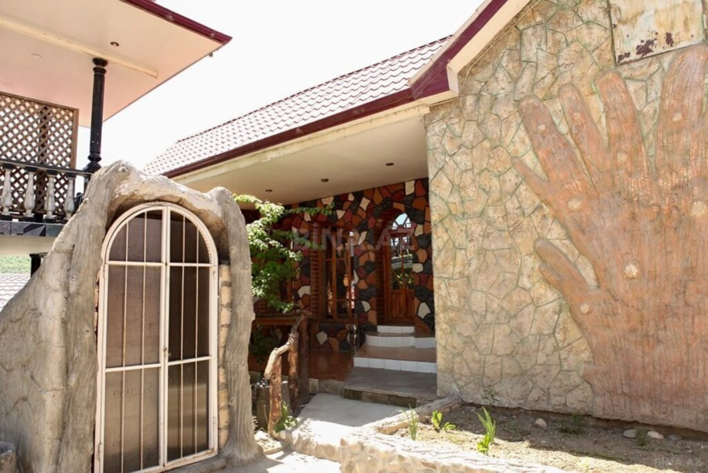 Satılır obyekt 2200 m²