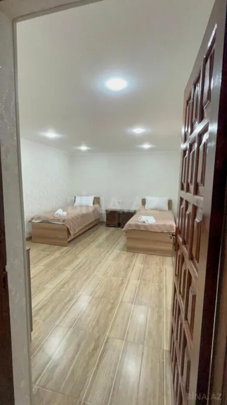 Satılır obyekt 2200 m²