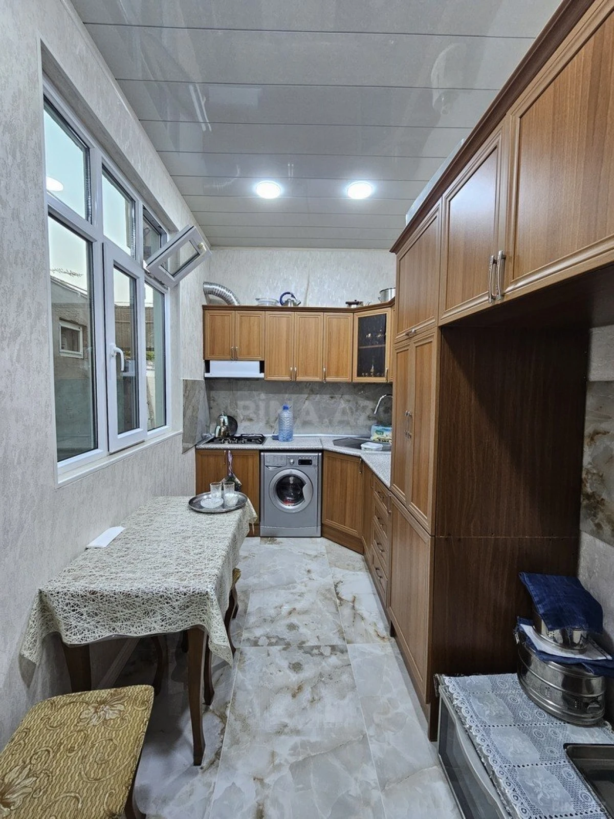 Satılır 2 otaqlı həyət evi 74 m²
