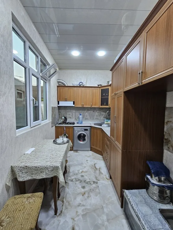 Satılır 2 otaqlı həyət evi 74 m²