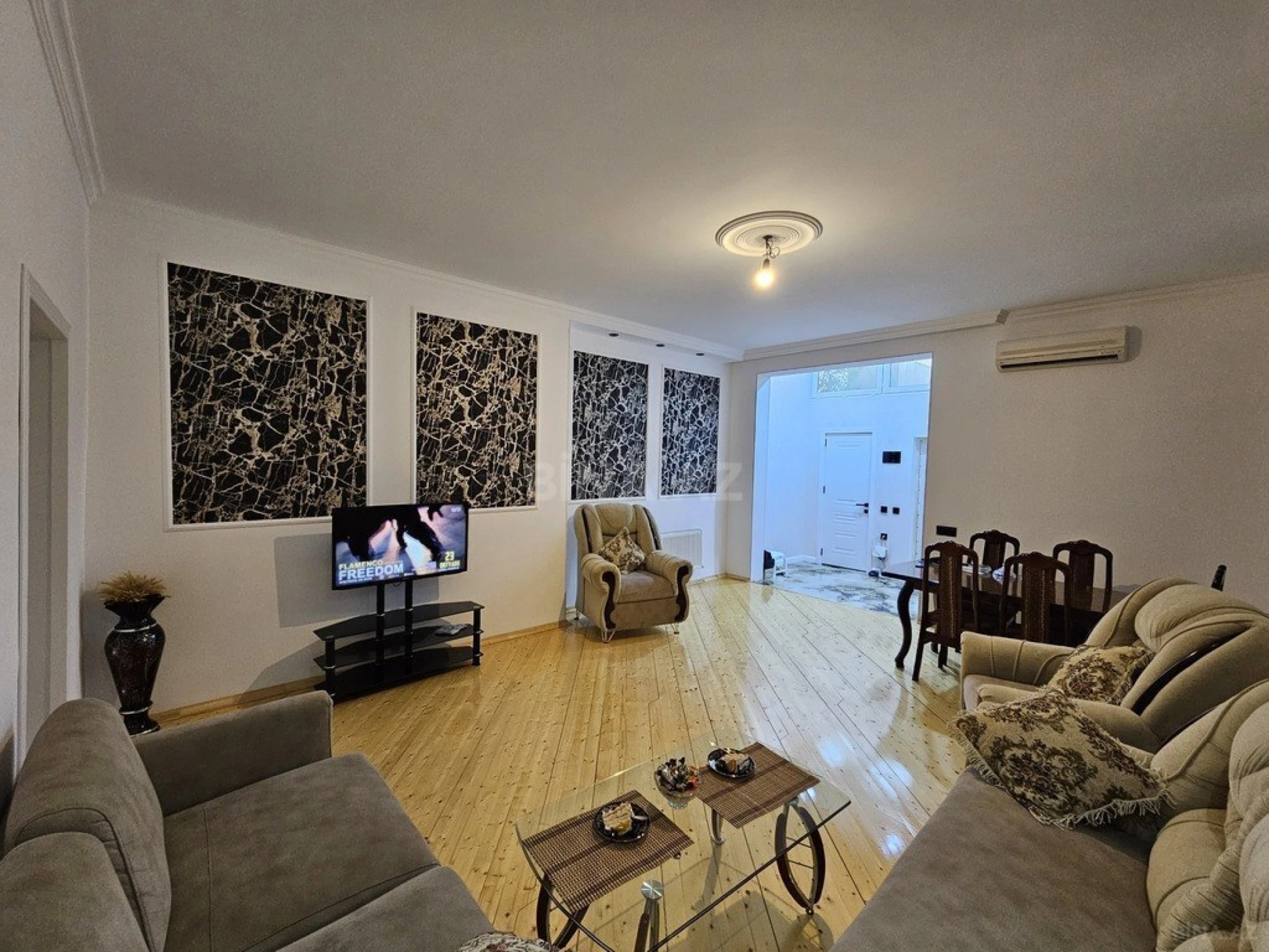 Satılır 2 otaqlı həyət evi 74 m²