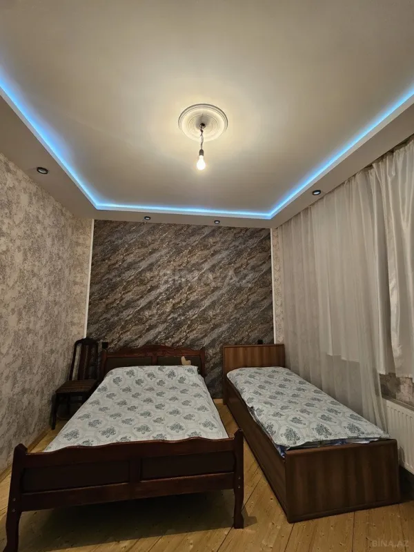 Satılır 2 otaqlı həyət evi 74 m²