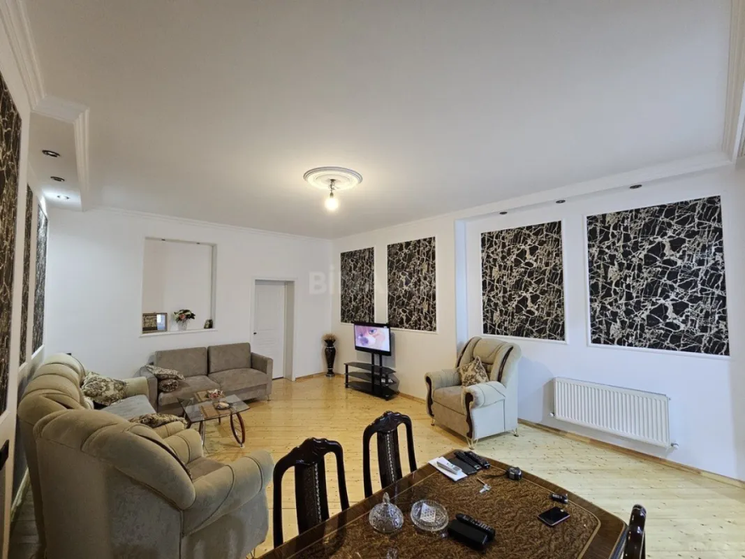 Satılır 2 otaqlı həyət evi 74 m²