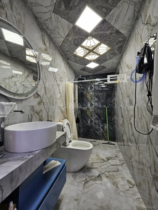 Satılır 2 otaqlı həyət evi 74 m²