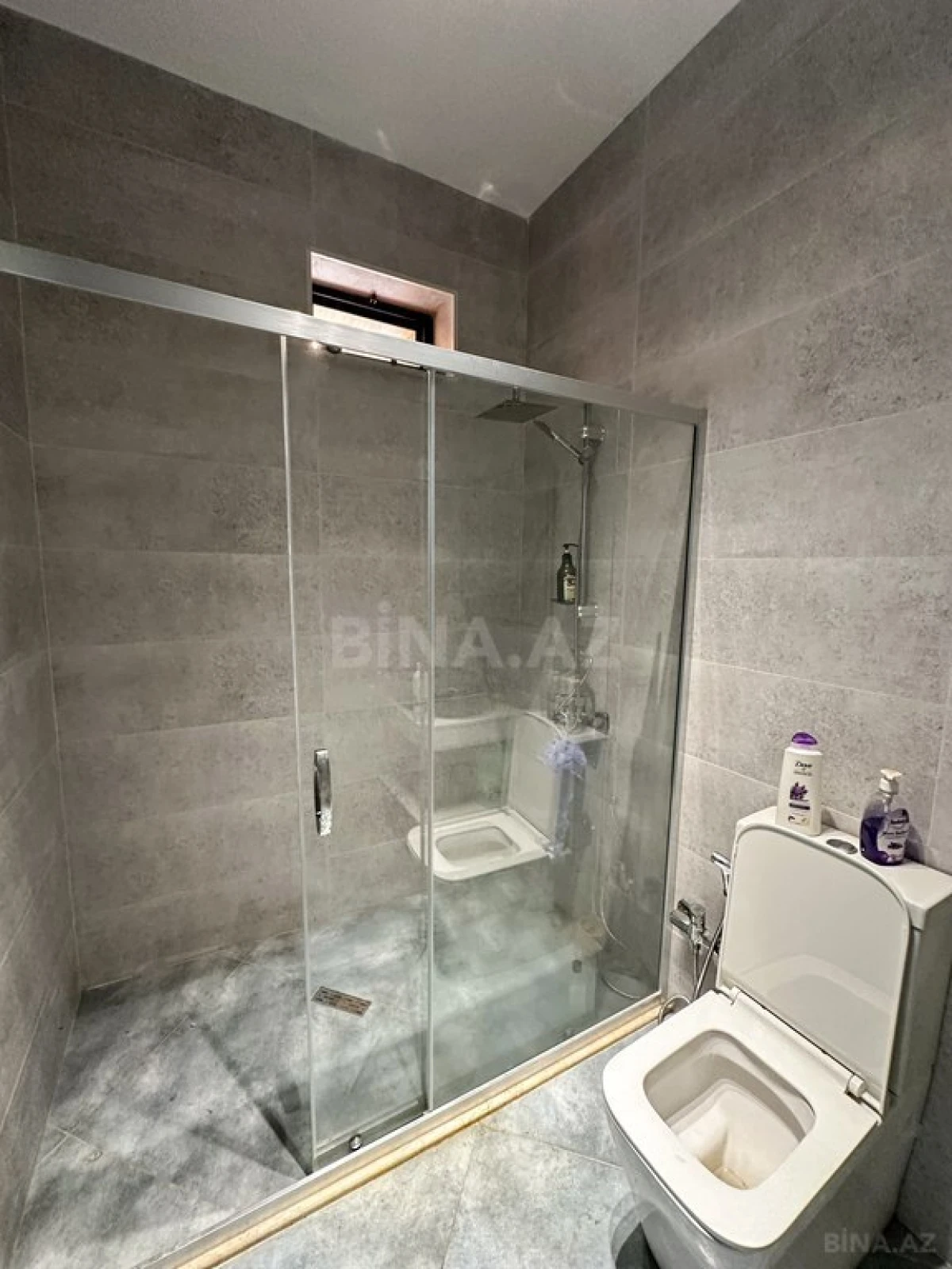 Satılır 4 otaqlı həyət evi 224 m²