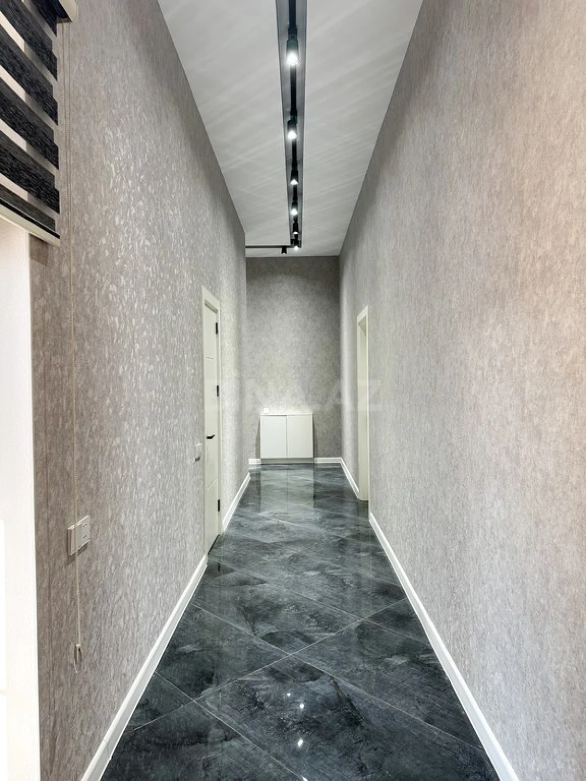 Satılır 4 otaqlı həyət evi 224 m²