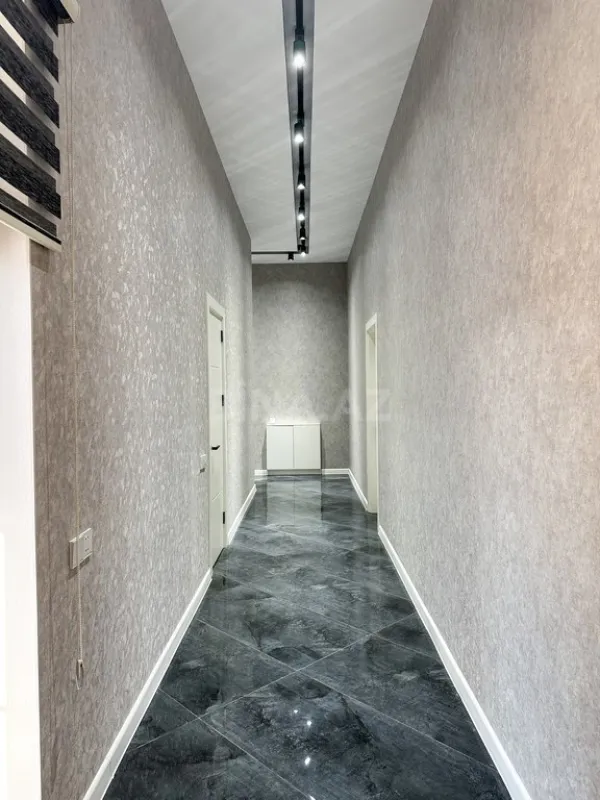 Satılır 4 otaqlı həyət evi 224 m²