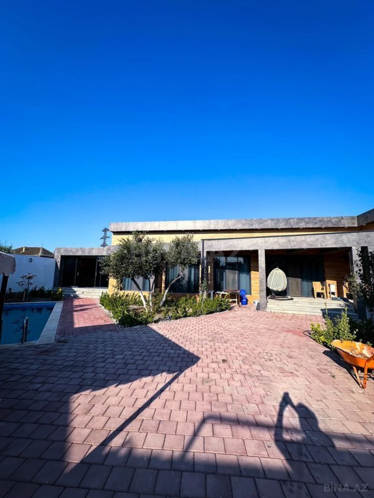 Satılır 4 otaqlı həyət evi 224 m²