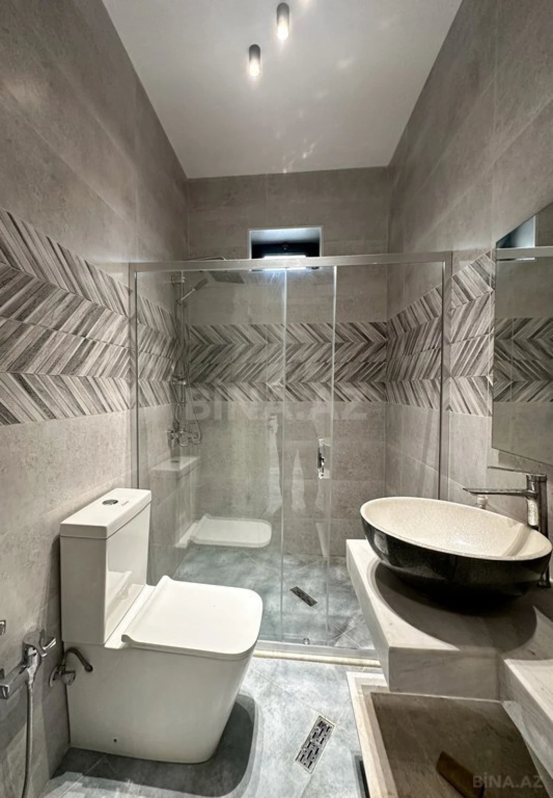 Satılır 4 otaqlı həyət evi 224 m²