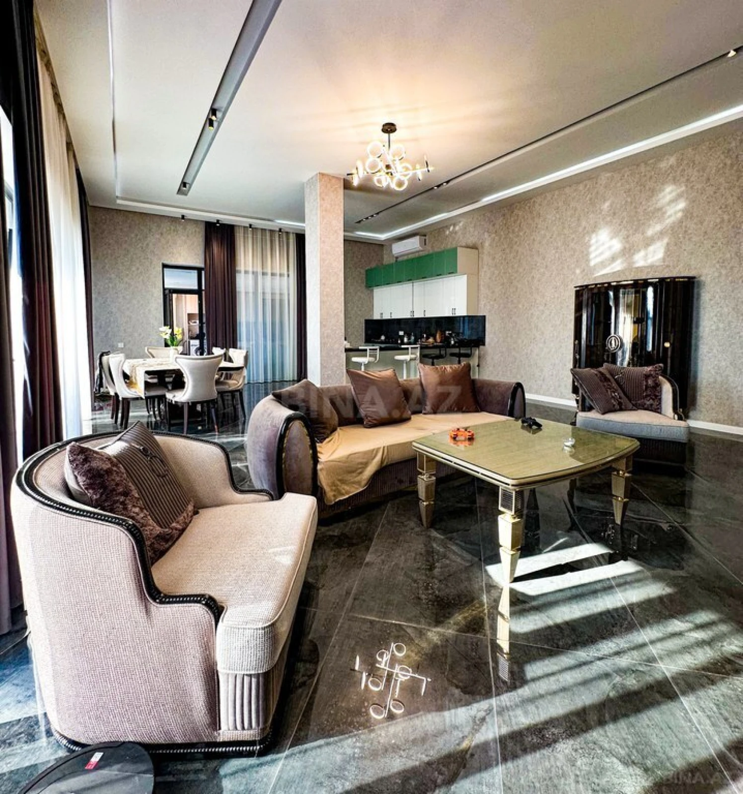 Satılır 4 otaqlı həyət evi 224 m²